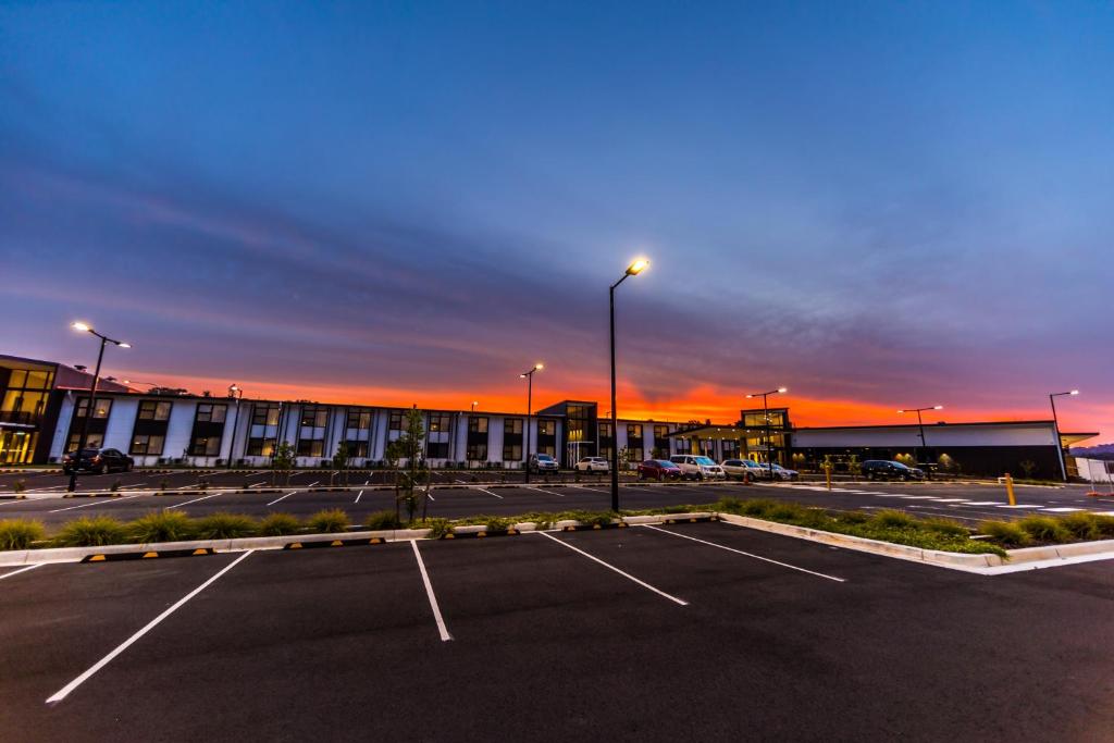 The Remington / Gnoo Blas Twilight Show & Shine          29 March 2025